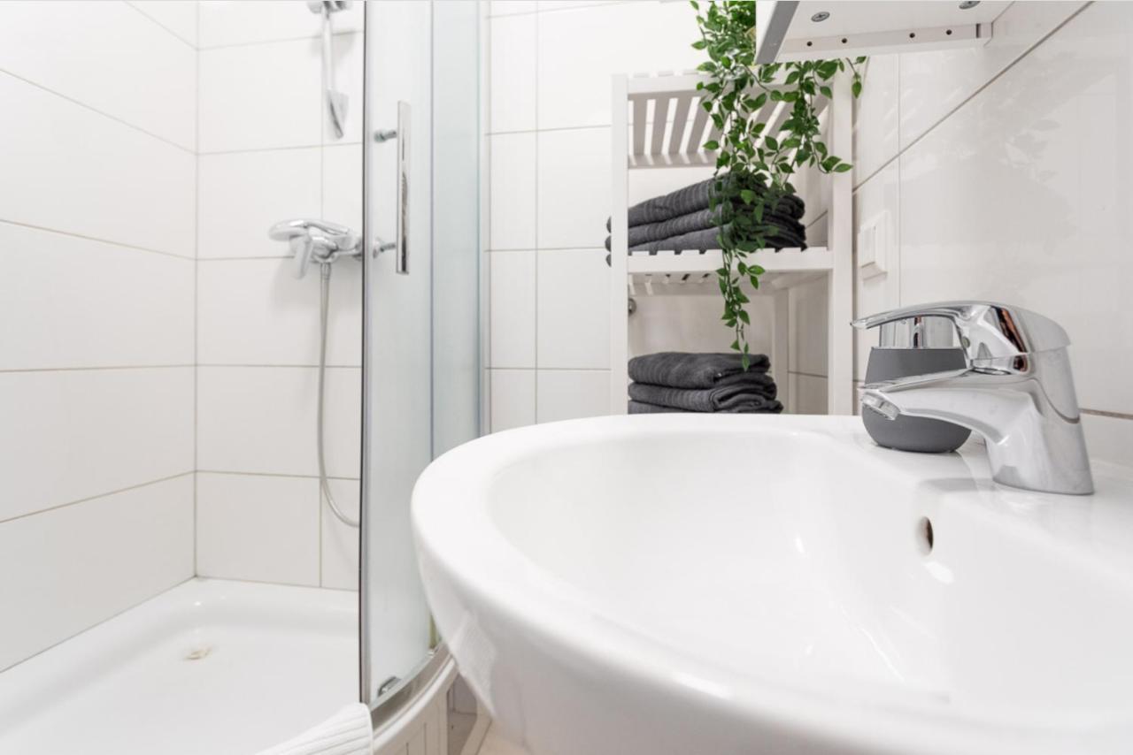 Charmante Wohnung L Bg8 Bécs Kültér fotó