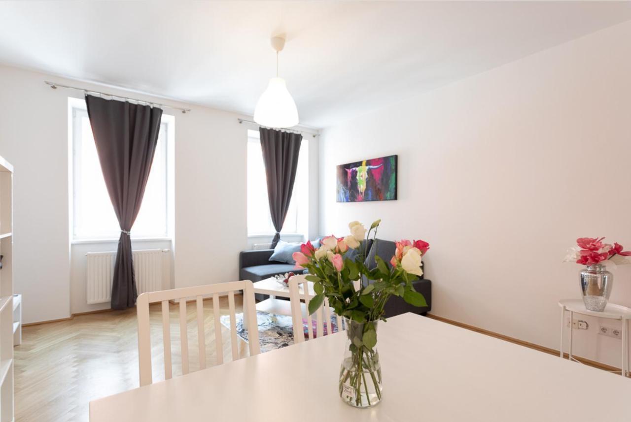 Charmante Wohnung L Bg8 Bécs Kültér fotó
